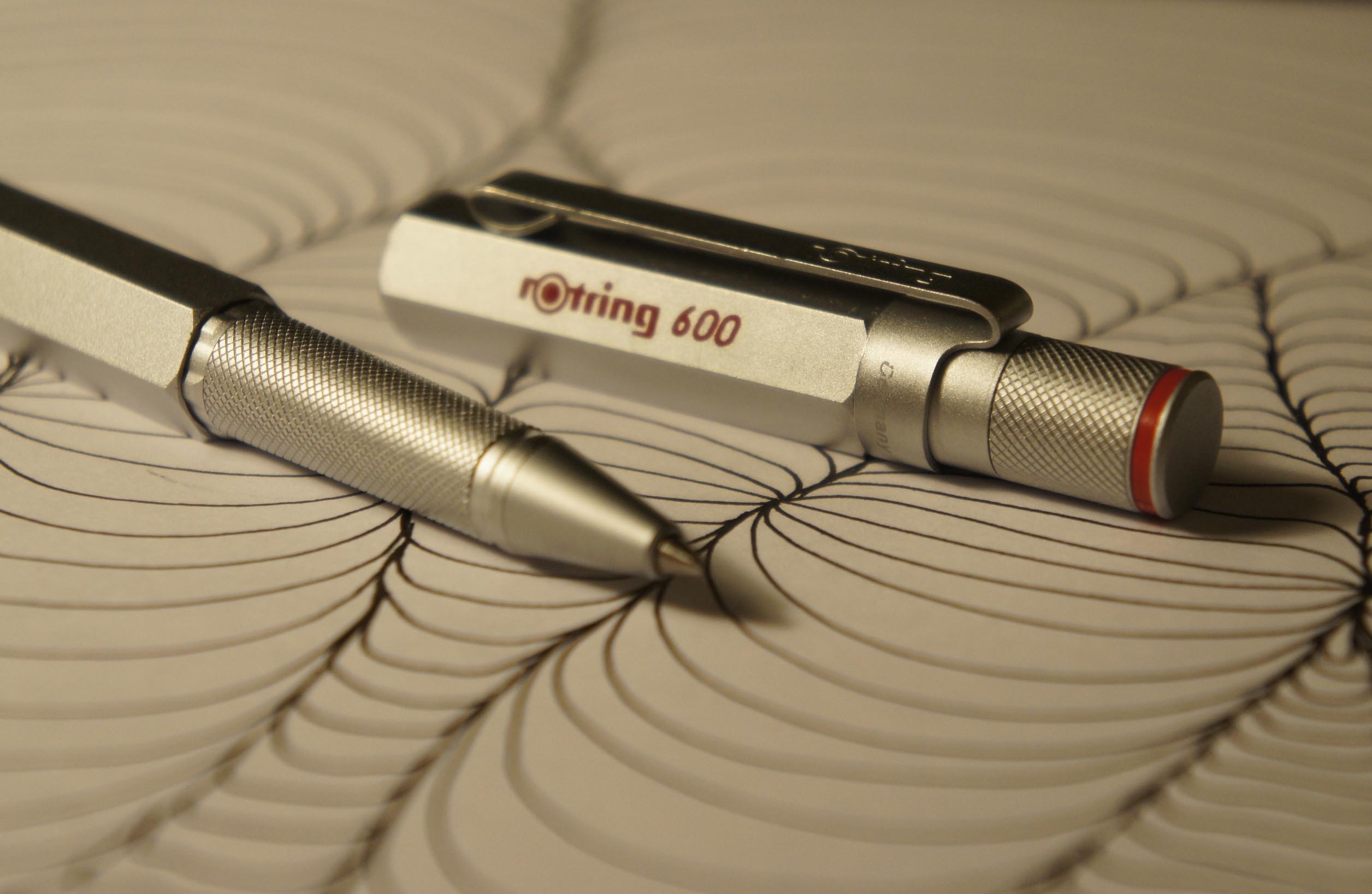 Rotring  600 Silver  & Gold  Trim  Rollerball Pen New In Box  Rare Pen